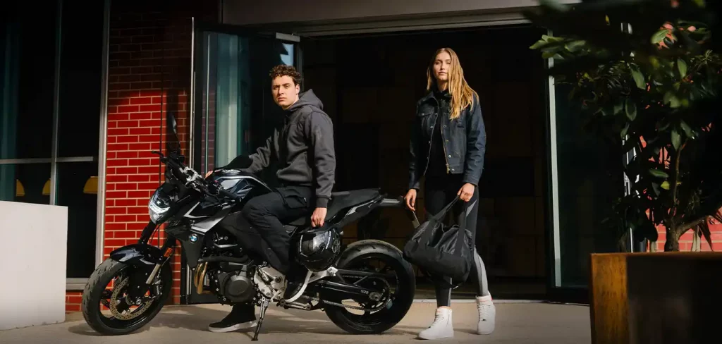 Führerscheinneulinge im Motorradzentrum Freiburg